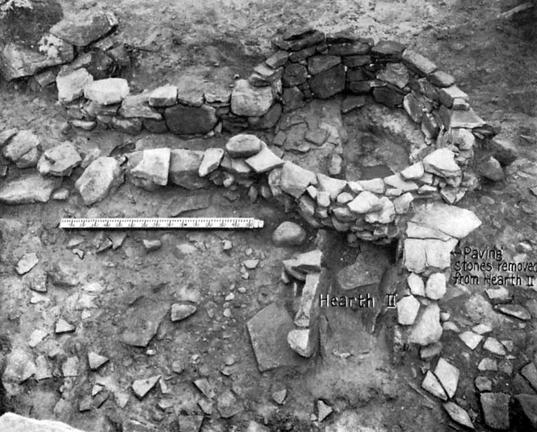 The smelting pit or furnace dating from the Early Christian period. Photo from the excavation report.