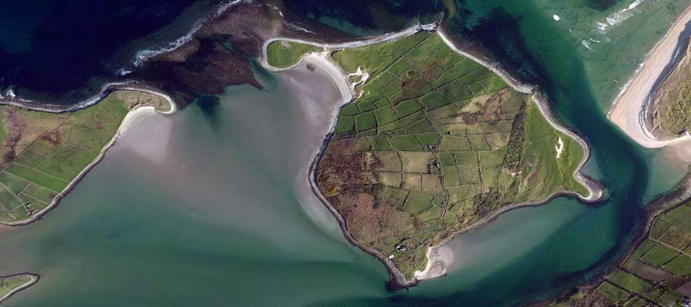 Dernish Island, image from Bing maps.