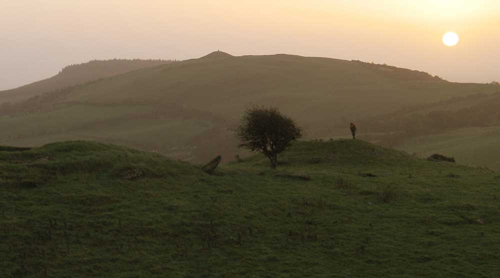 Equinox sun rise at Loughcrew.