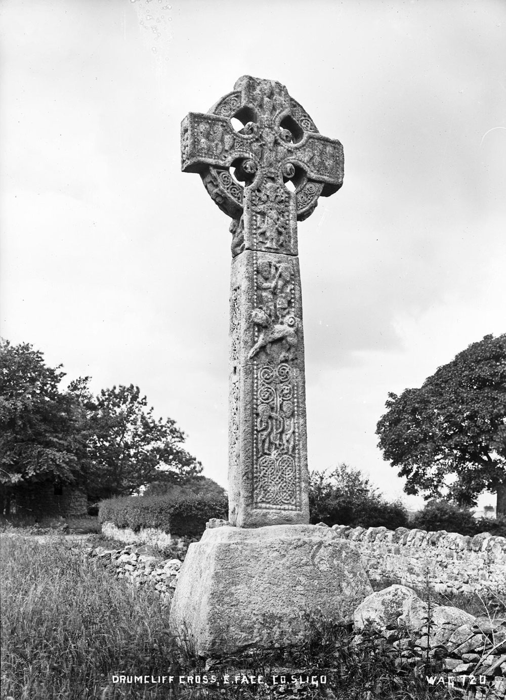 Decorated stone at the Knockmany passage-grave. Photograph by Robert Welch, © NMNI.