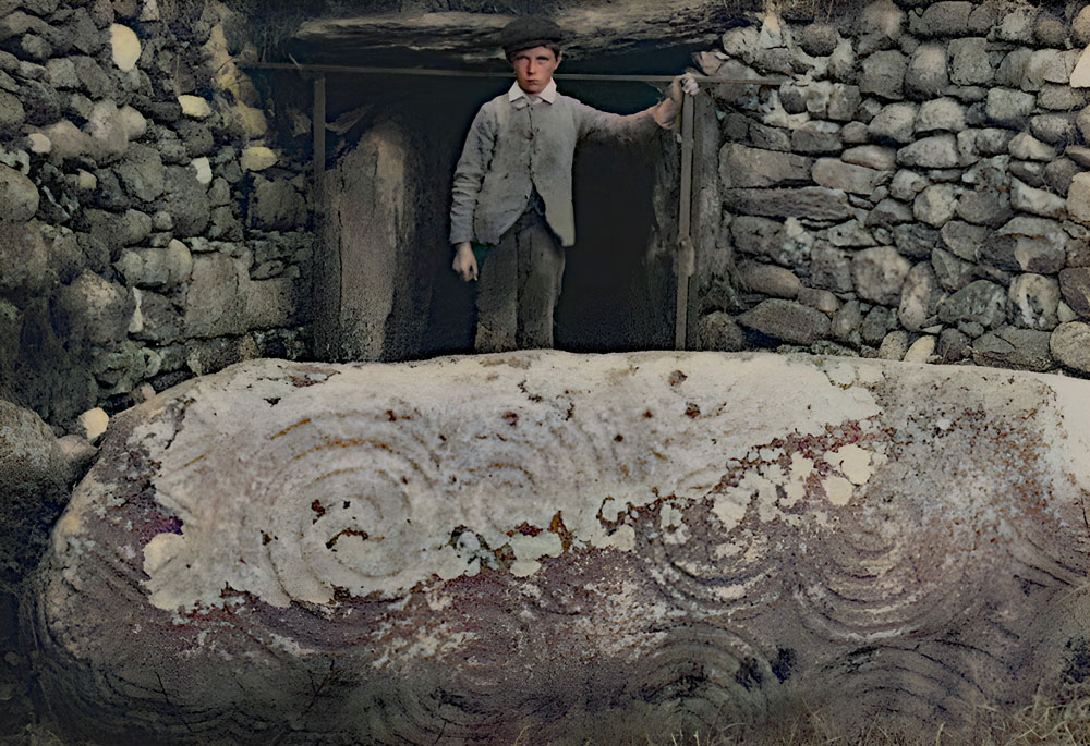 A young visitor T Newgrange, photographed in 1903.