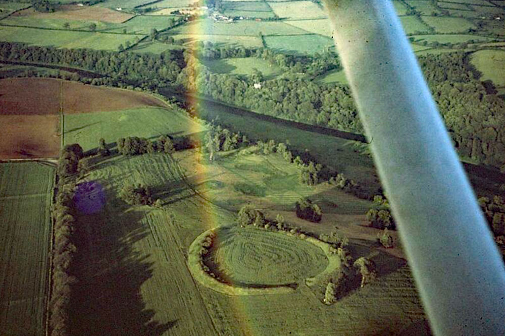 An aerial photograph of the huge henge monument located in the field to the east of Dowth Hall. Photograph by Dr. Daphne Pochin Mould.