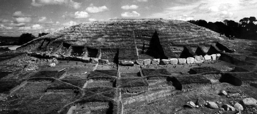 Knowth during excavations.