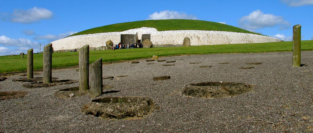 The huge bronze-age henge at Newgrange.