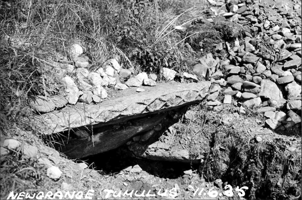 Newgrange roof-box in 1935.