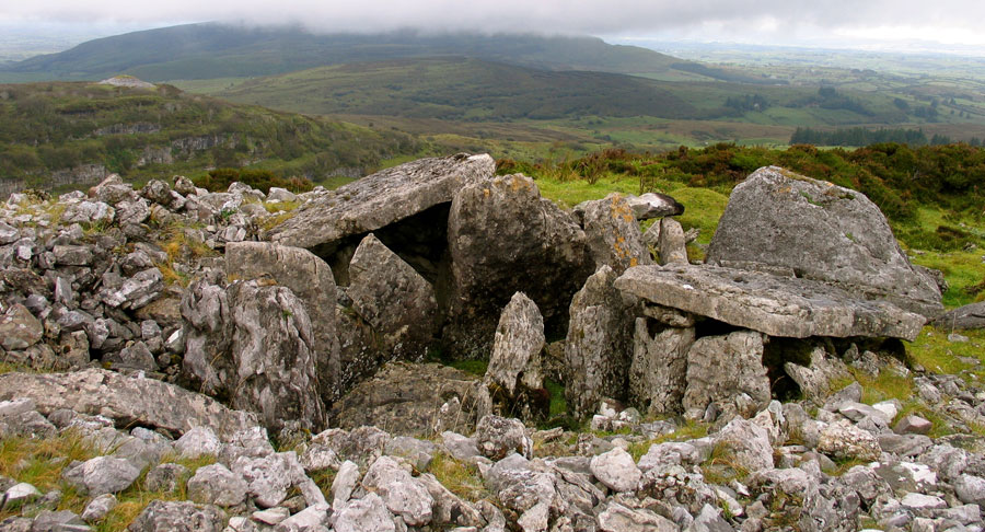 North chamber of Cairn E today.