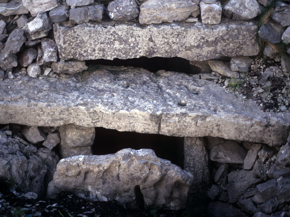 The roofbox at Cairn G in Carrowkeel.