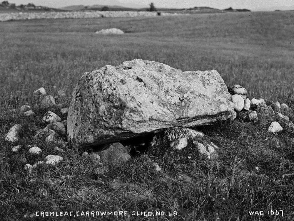 Dolmen 48 by W. A. Green.