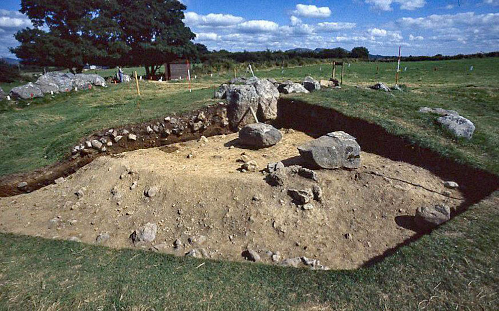 Excavations at Carrowmore 56, photo by Göran Burenhult, 1995.