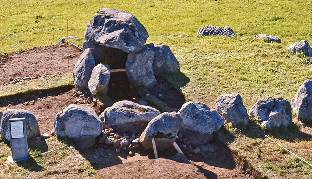 Excavations in Carrowmore 7.