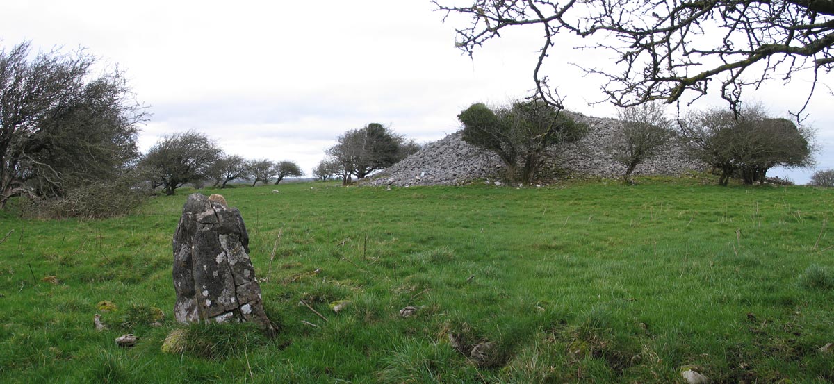 The massive encircling bank at Eochy's Cairn.