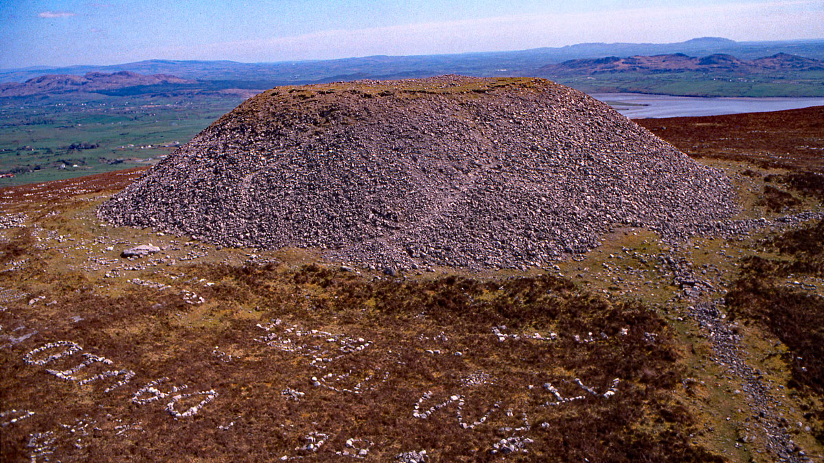 Aerial image of Queen Maeve's cairn.