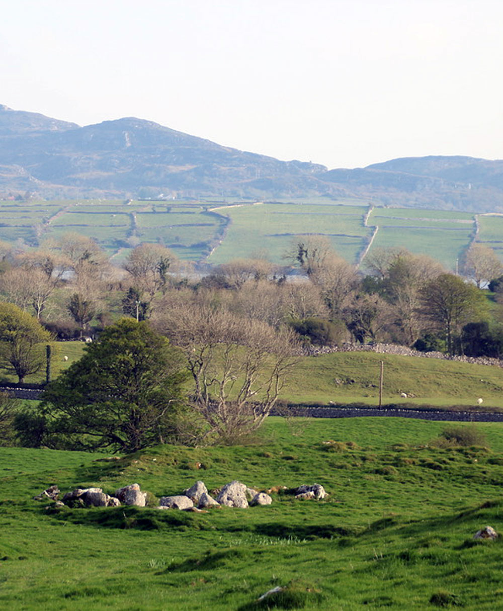 The megalithic chamber at Primrosegrange two kilometers west of Carrowmore.