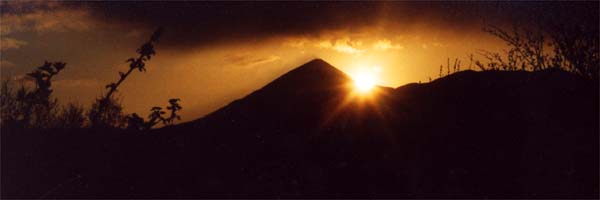 The
Rolling Sun of Boheh, 22 April 2000.