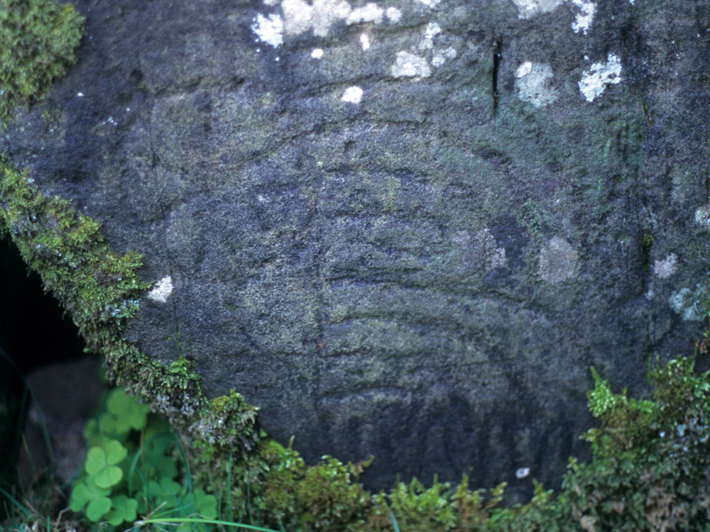 Carvings in Cairn V.