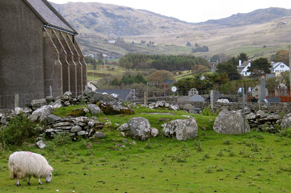 Glencolumbkille court cairn.