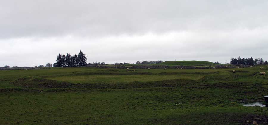 A large rath or ringfort close to Queen Maeve's Palace.