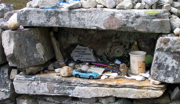 The shelf over Columba's well.