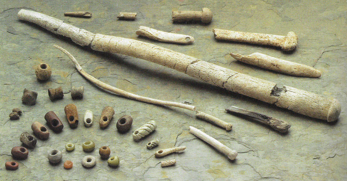 Antler pins and beads from the Mound of the Hostages at Tara.